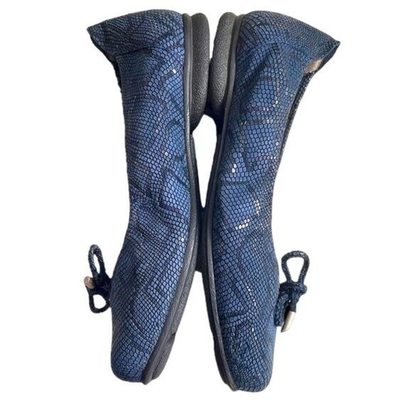 Sabrinas Blue Leather Snakeskin Ballet Comfort Flats Shoes Slip-On Size 38 - Picture 7 of 11